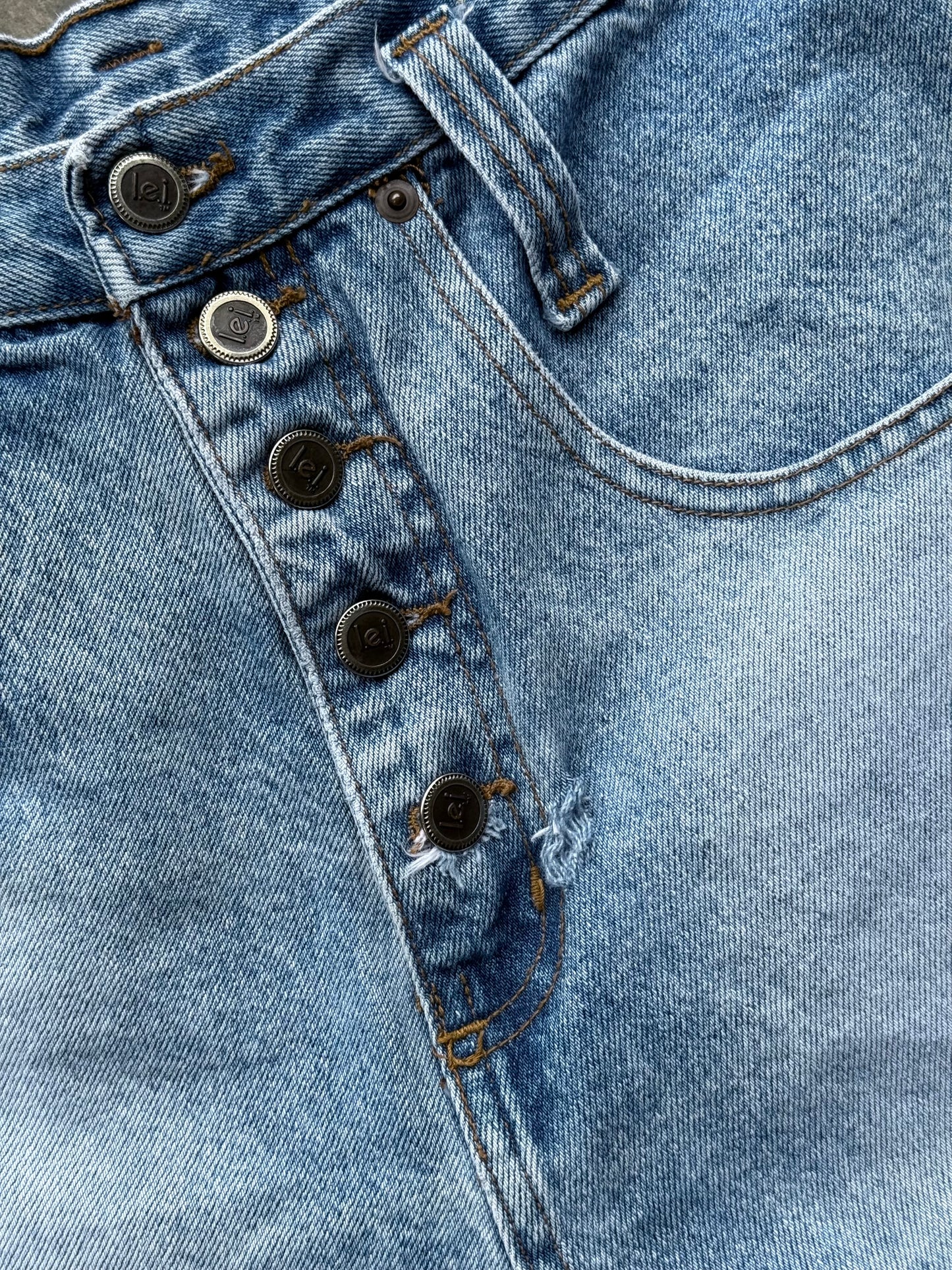 l.e.i. Denim Shorts - 30x3