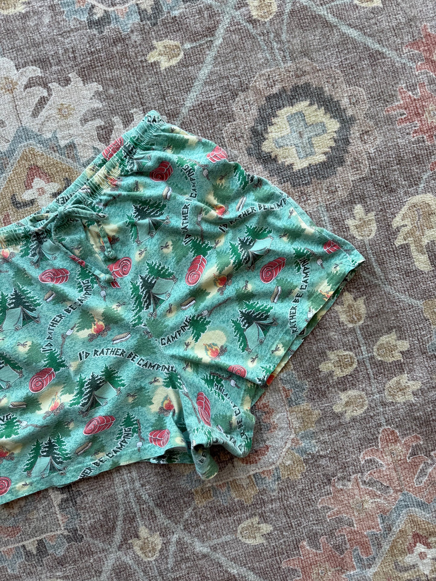 Camping Shorts - L