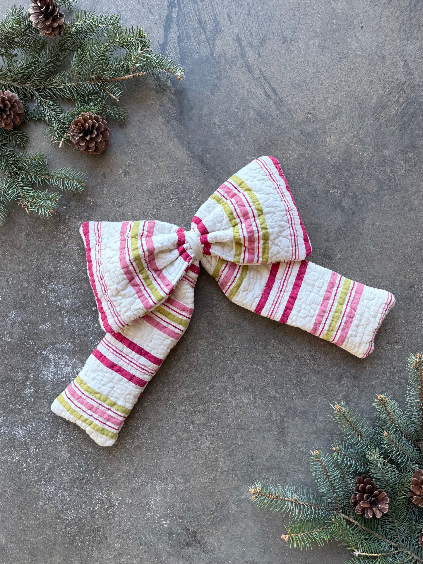 Large Quilt Bow