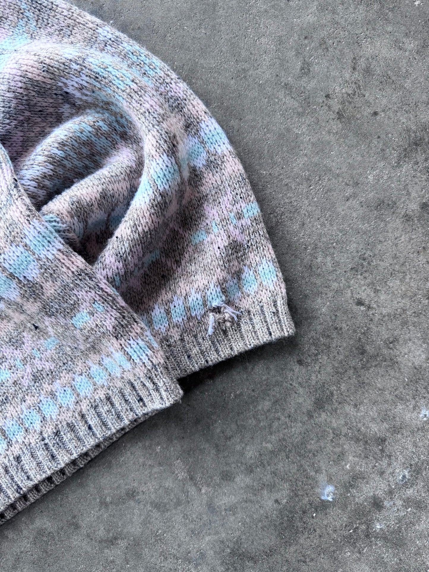 Sweater - M