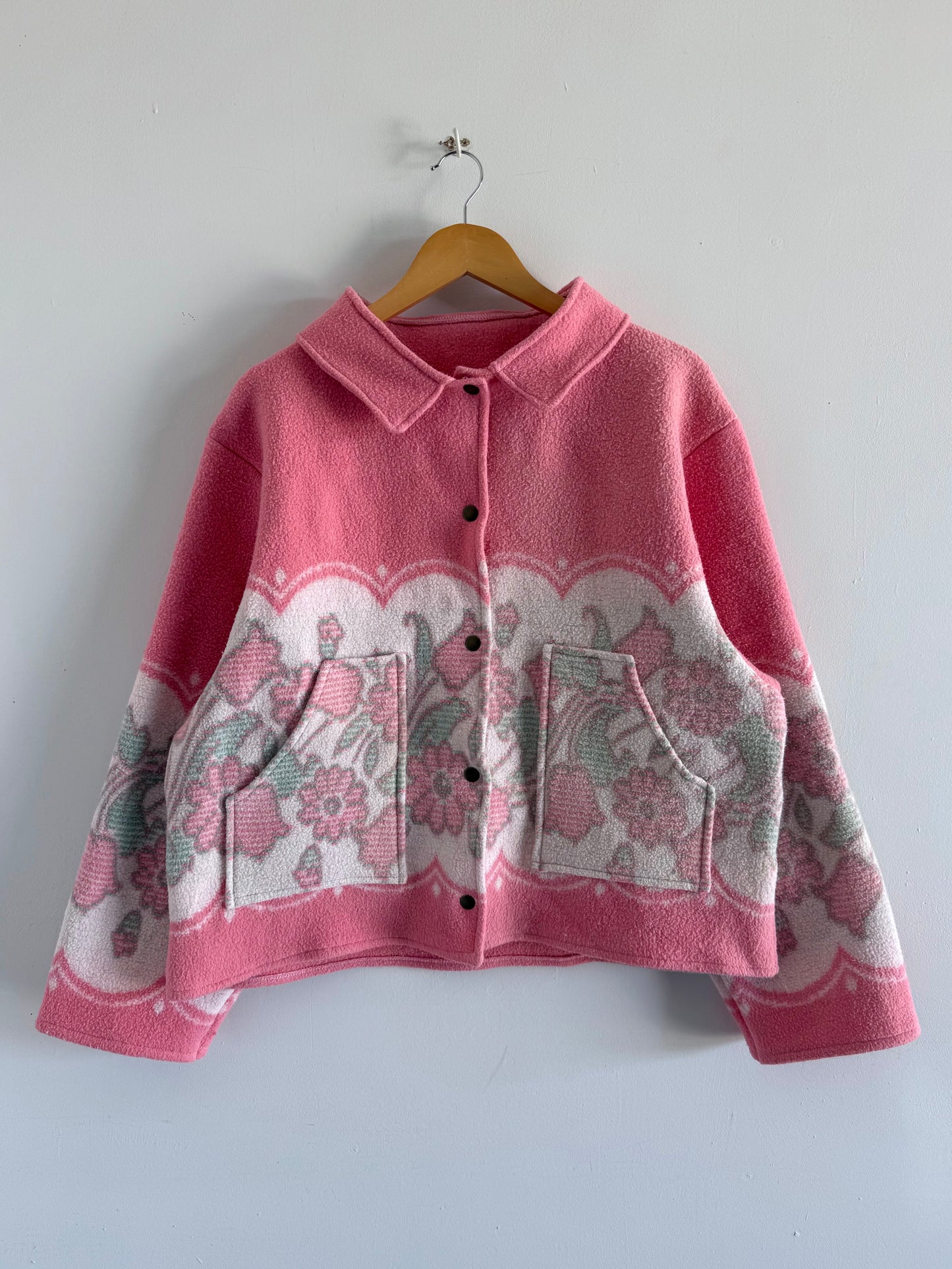 Blanket Button Snap Jacket - M