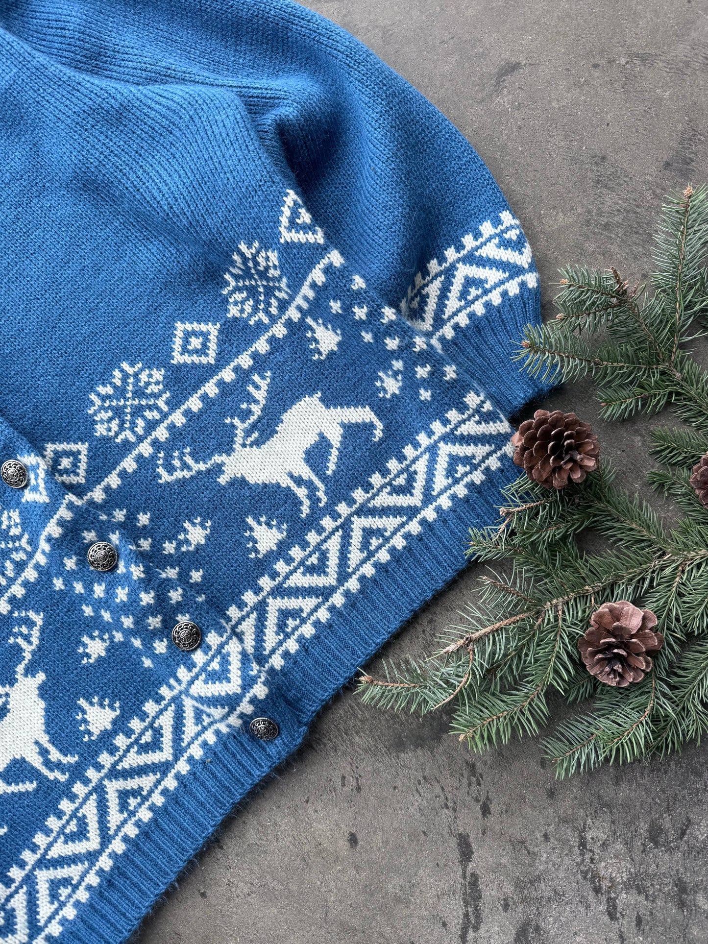 Reindeer Cardigan - M