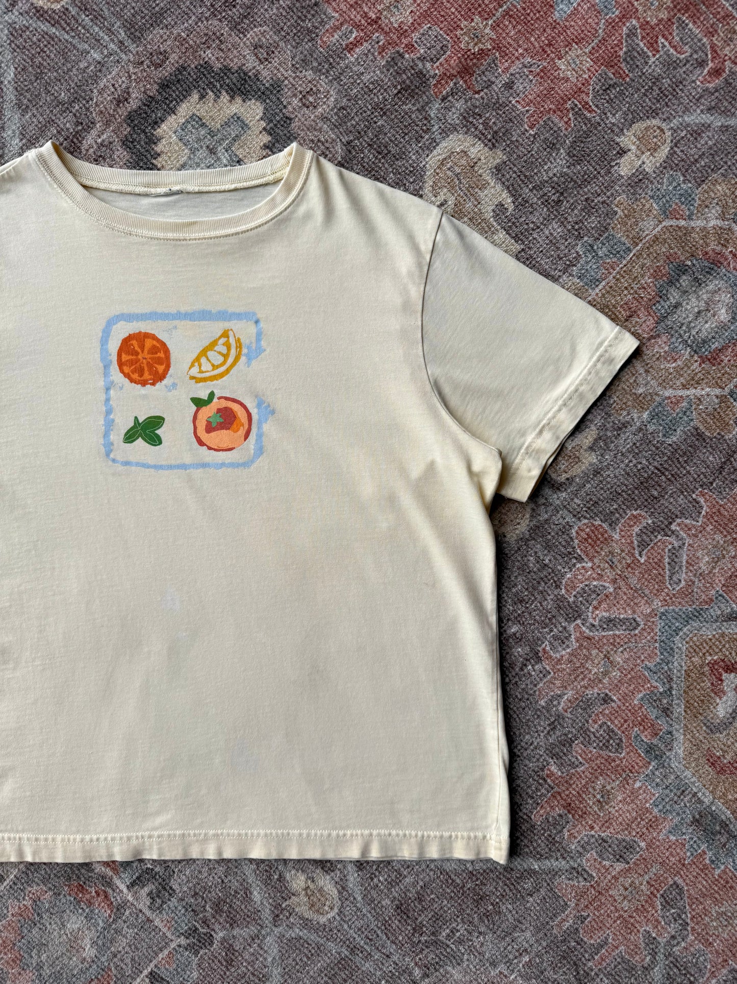 Fruit Tee - L