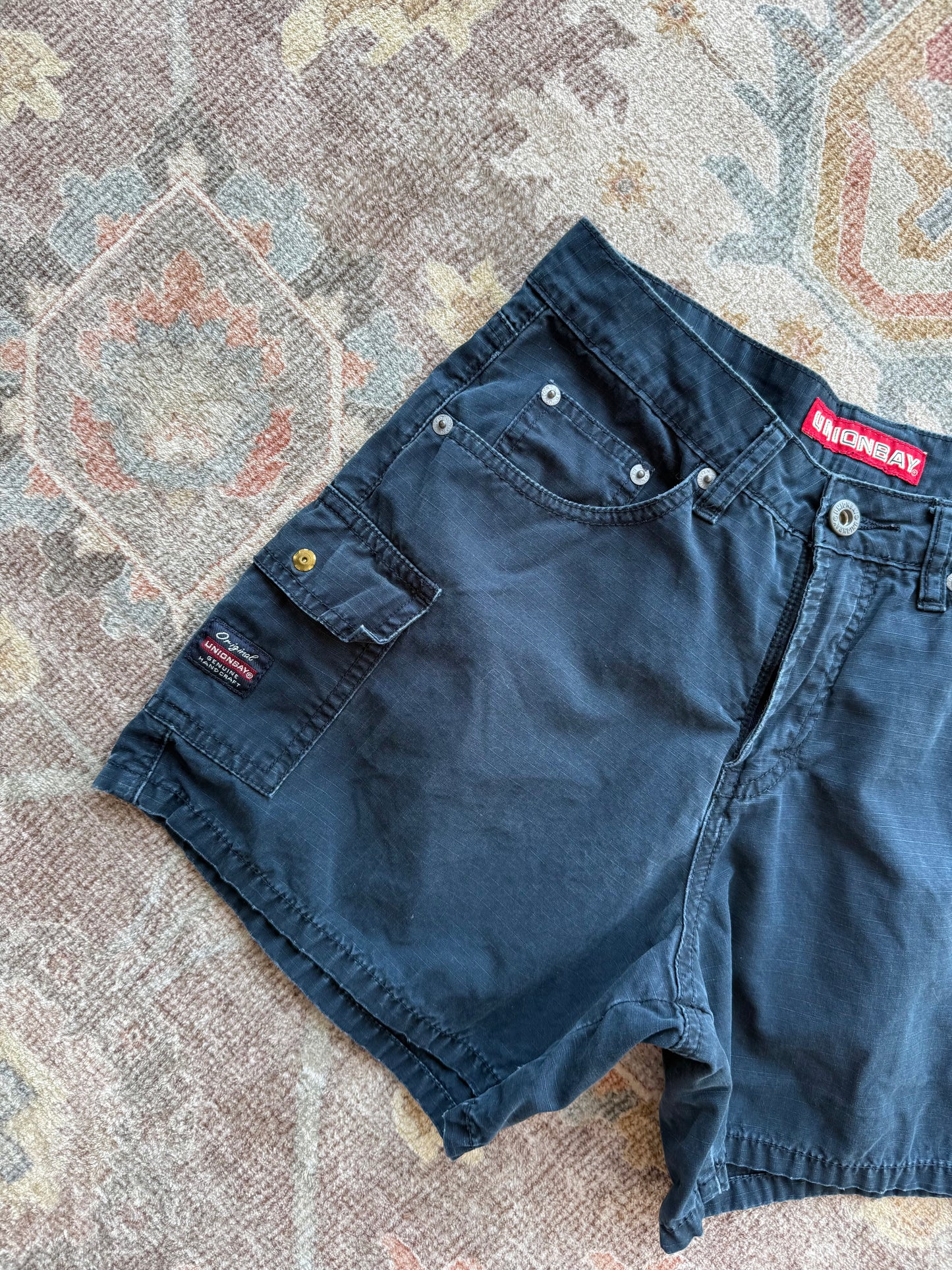 Cargo Shorts - 26” x 4”