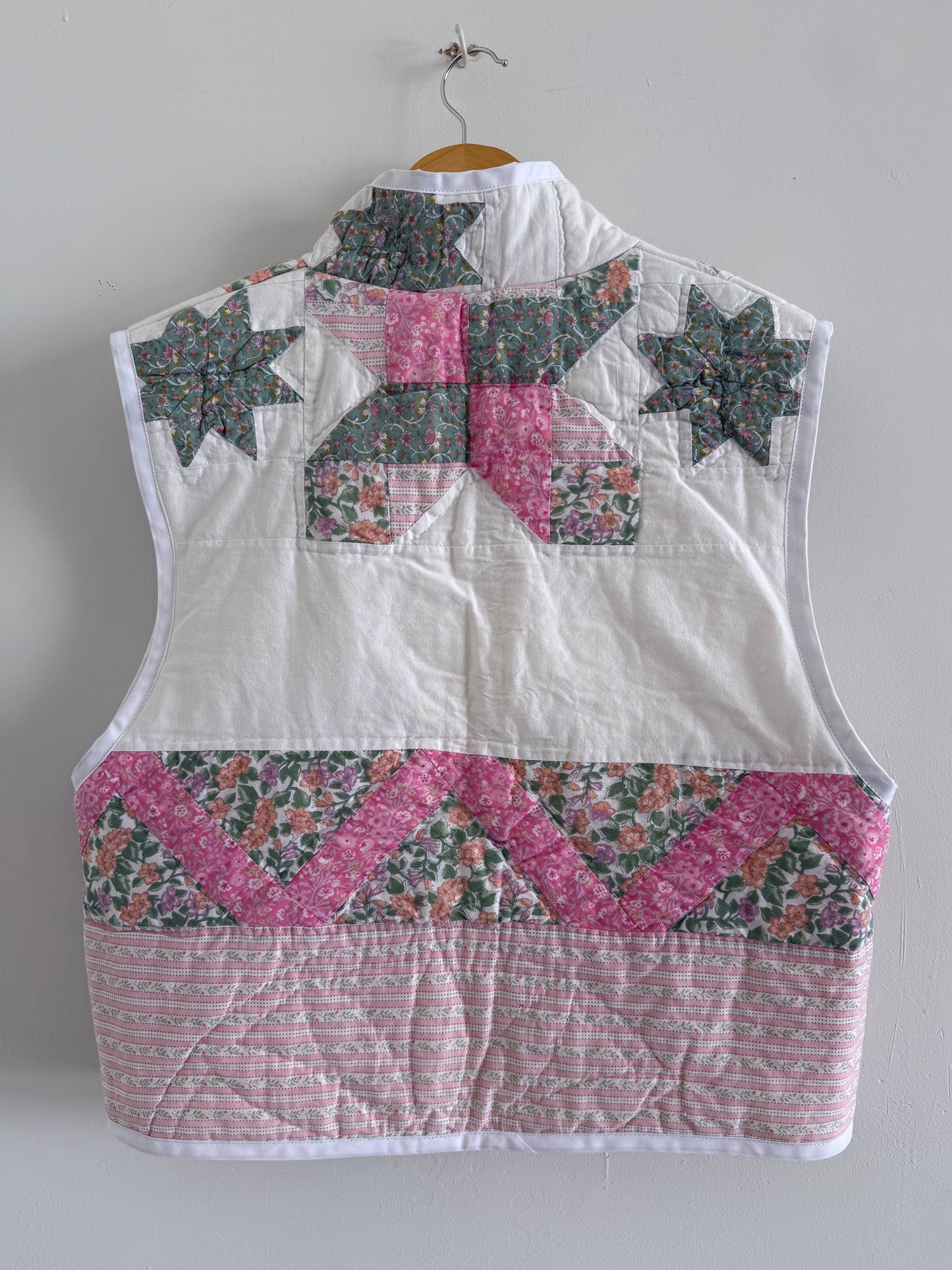 Quilt Zip Up Vest - M