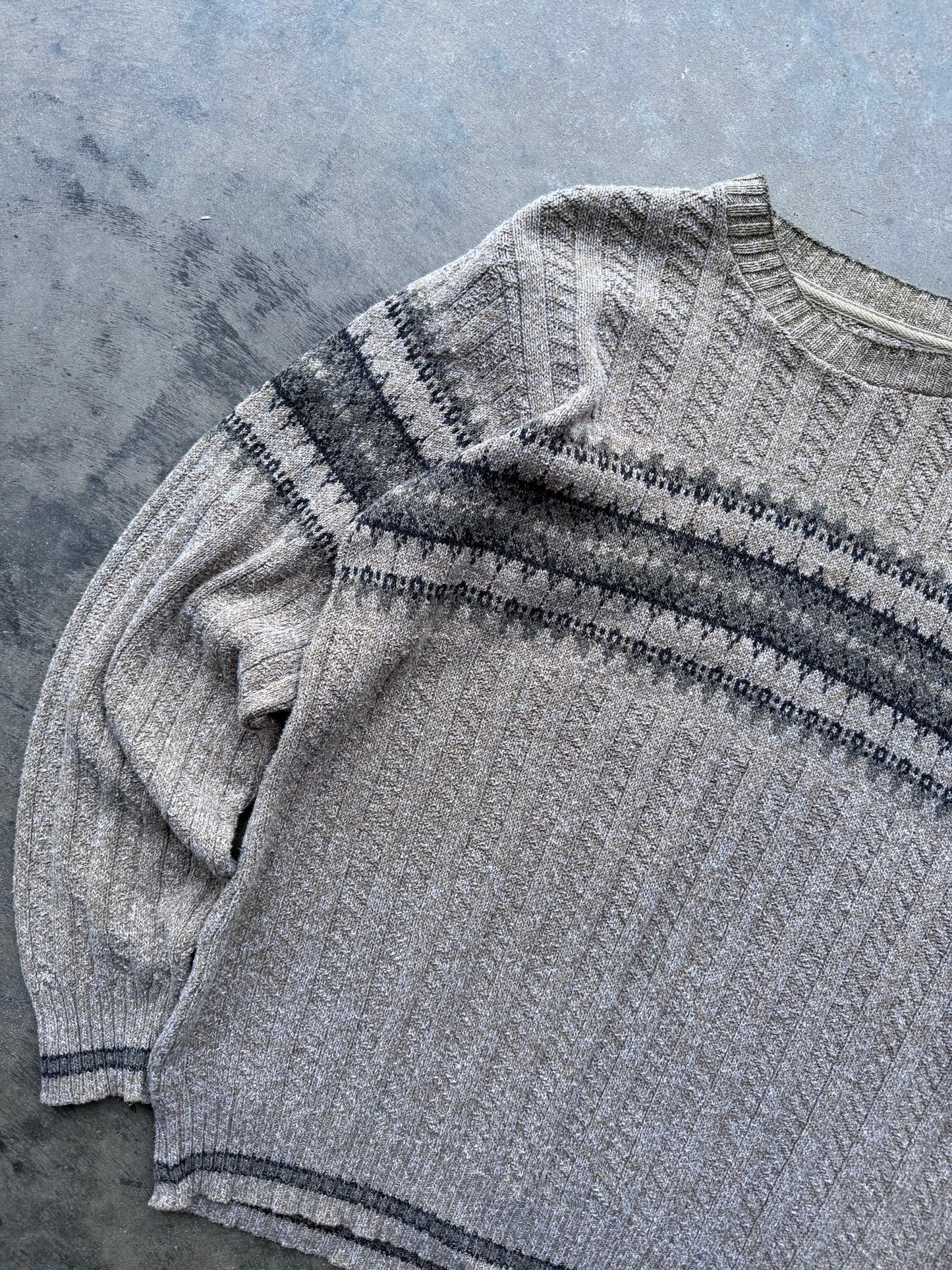 Sweater - M