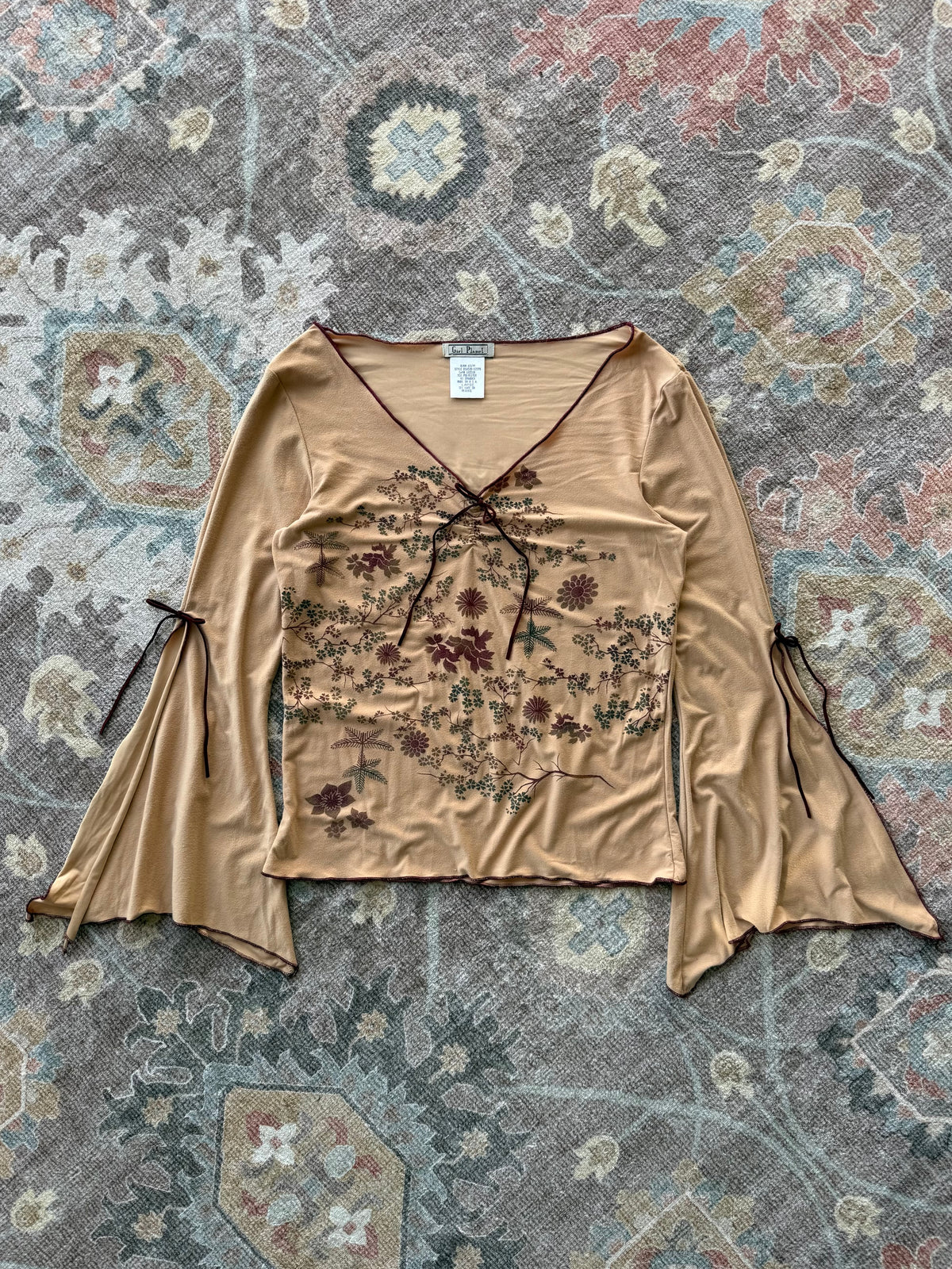 Flower Flare Sleeve Top - L