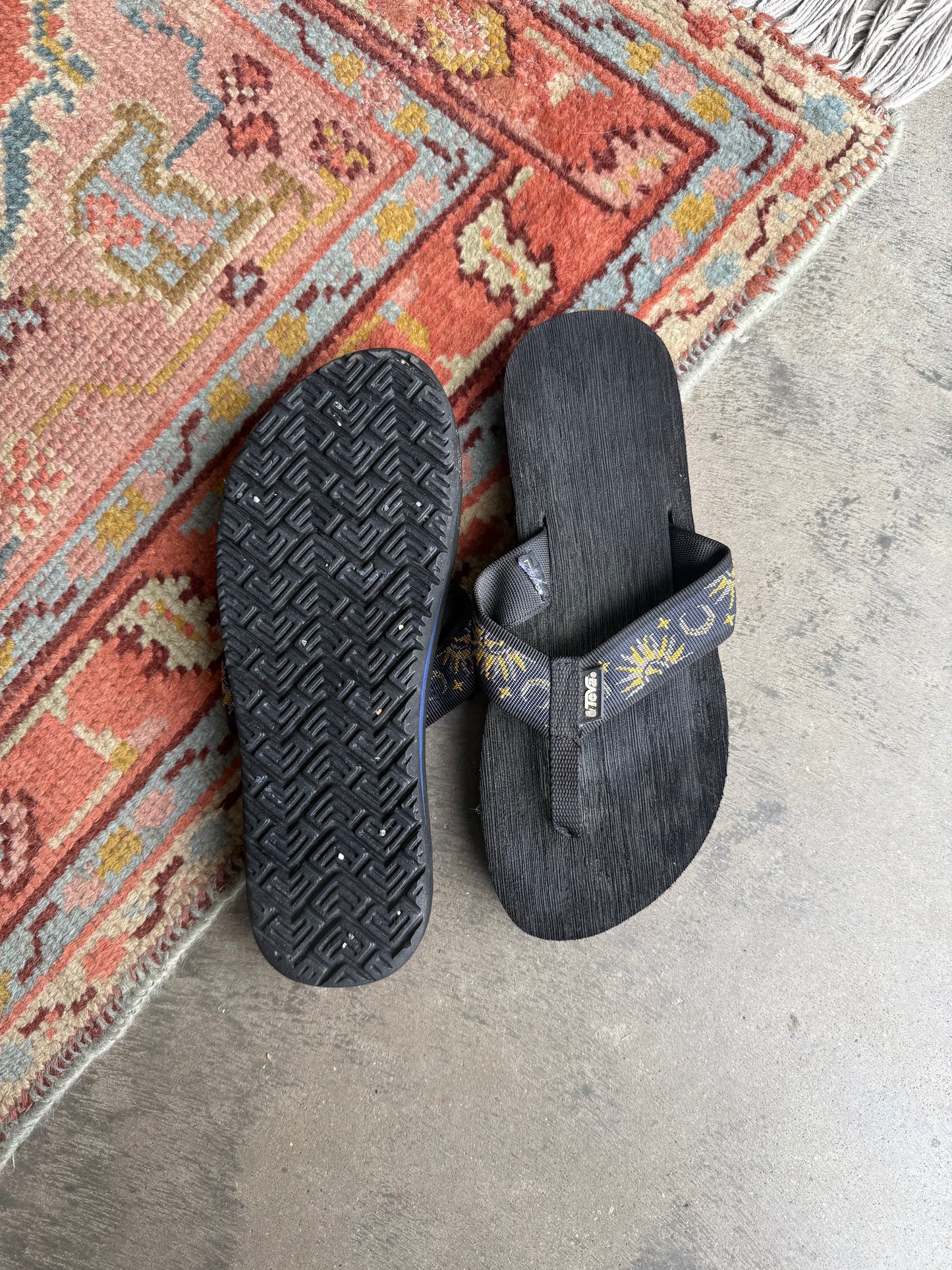 Platform Teva’s - 10