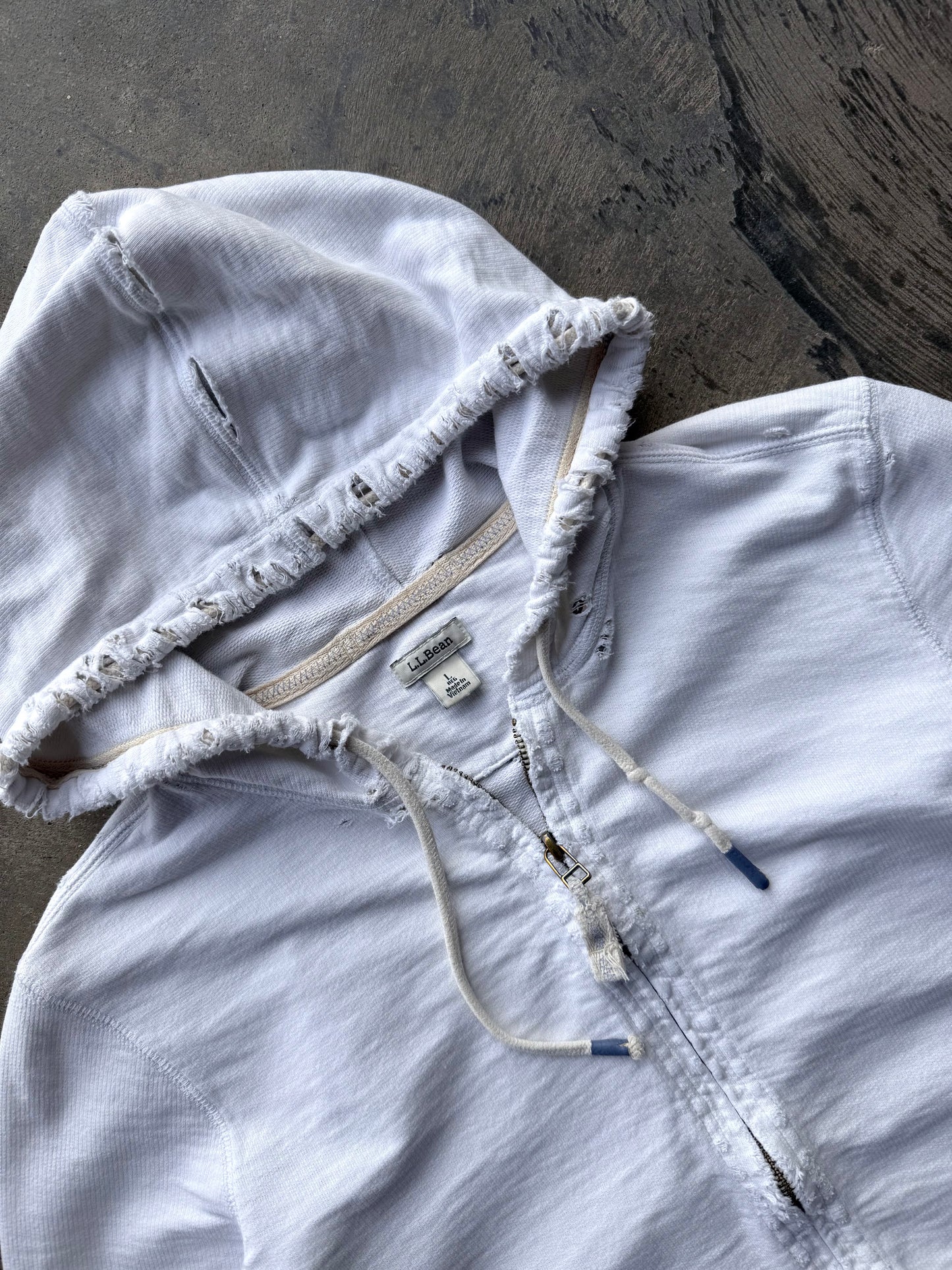 Distressed Zip Up Hoodie - L