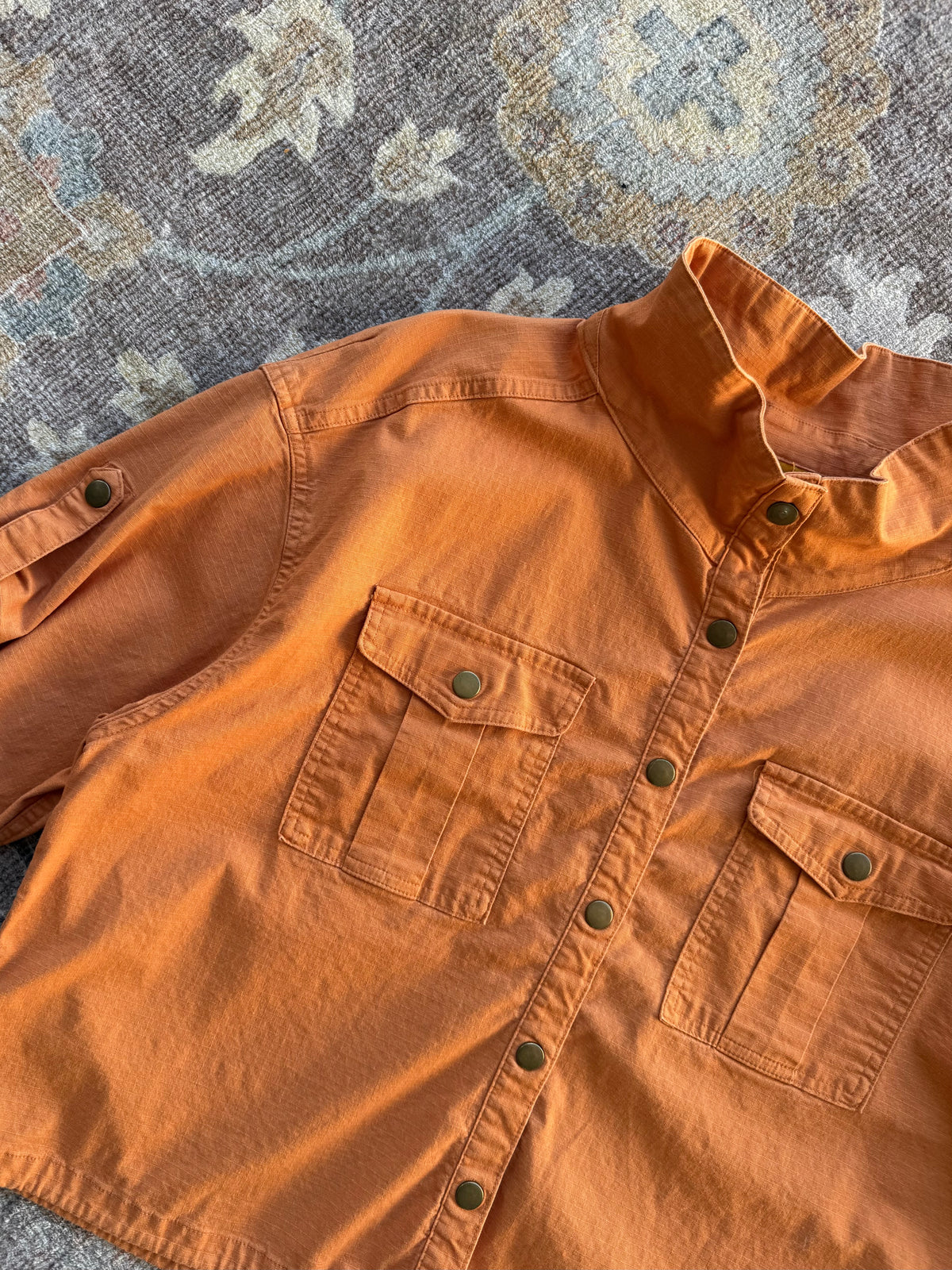 Cropped Sleeve Jacket - L