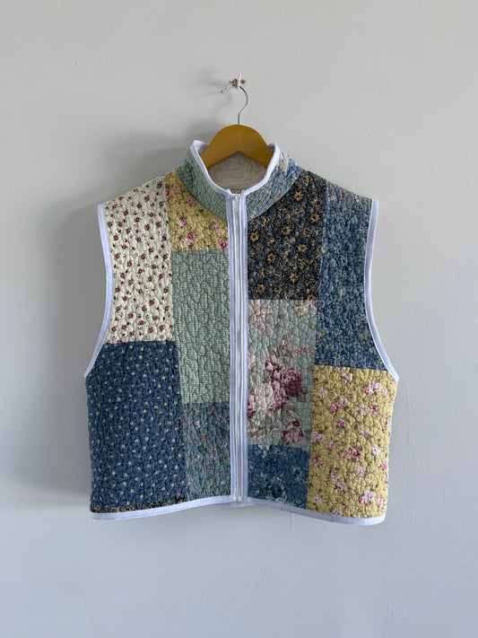 Quilt Zip Up Vest - M
