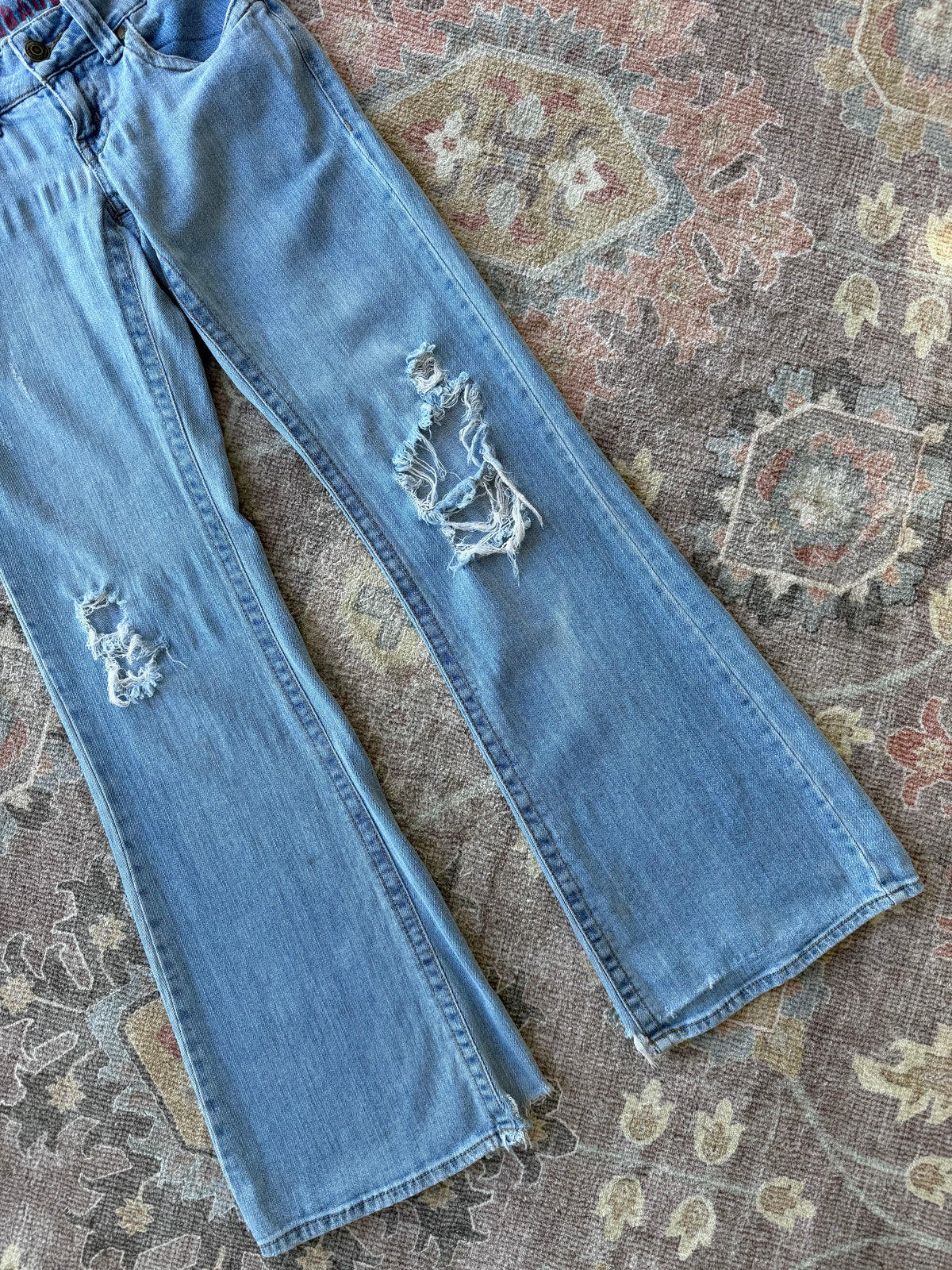 Distressed Jeans - 28x31